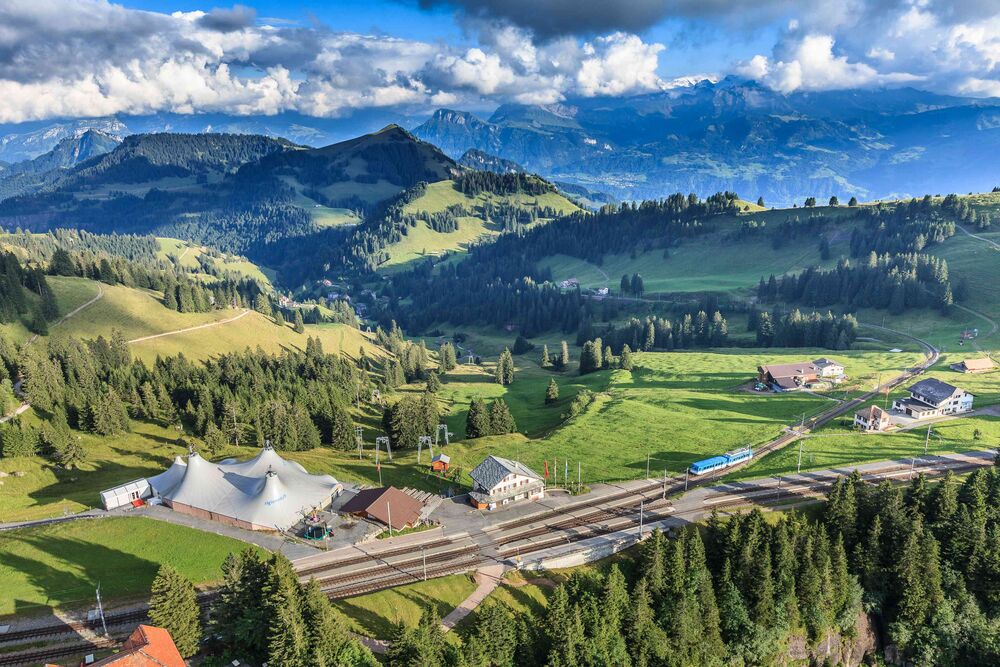 Gebiet Rigi Staffel. Im Bild der obere Teil der Rigi-Bahnstrecke zwischen Arth-Goldau und Rigi Staffel. (Foto: Rigi Bahnen)